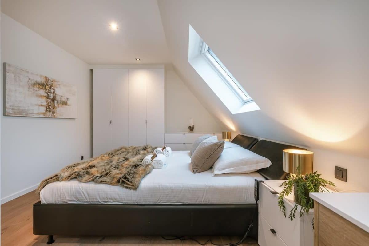 Huswell - Luxurious Apartment With Parking Beernem Buitenkant foto