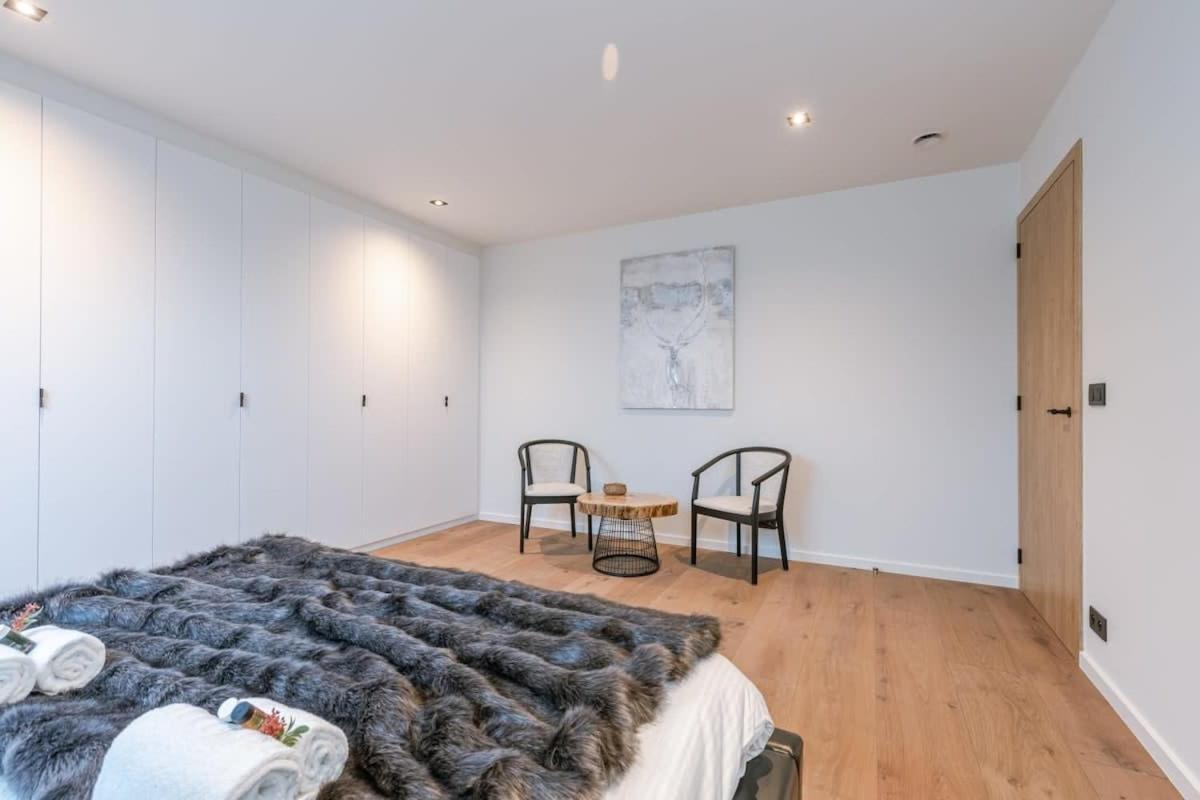 Huswell - Luxurious Apartment With Parking Beernem Buitenkant foto
