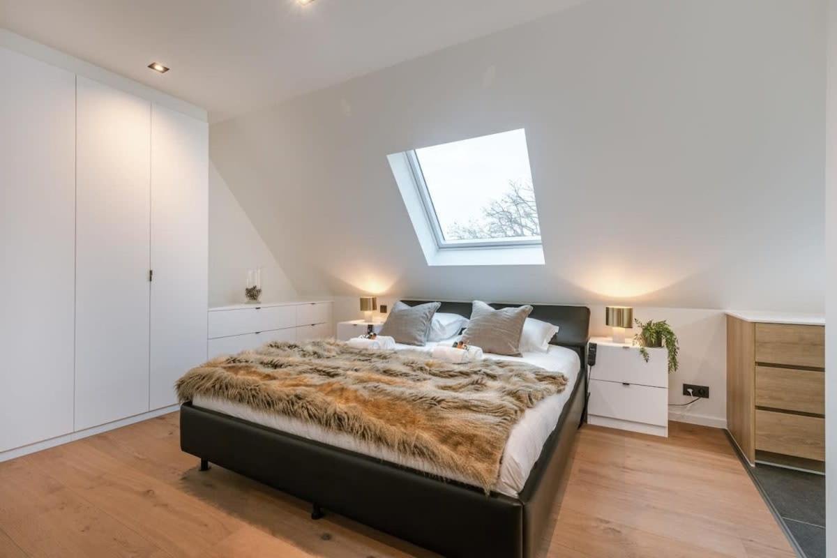 Huswell - Luxurious Apartment With Parking Beernem Buitenkant foto