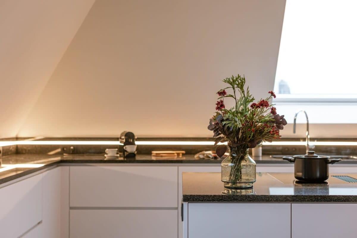 Huswell - Luxurious Apartment With Parking Beernem Buitenkant foto