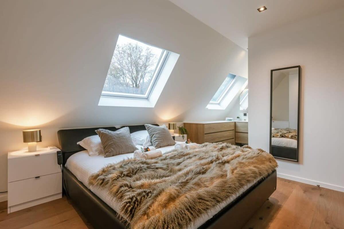 Huswell - Luxurious Apartment With Parking Beernem Buitenkant foto