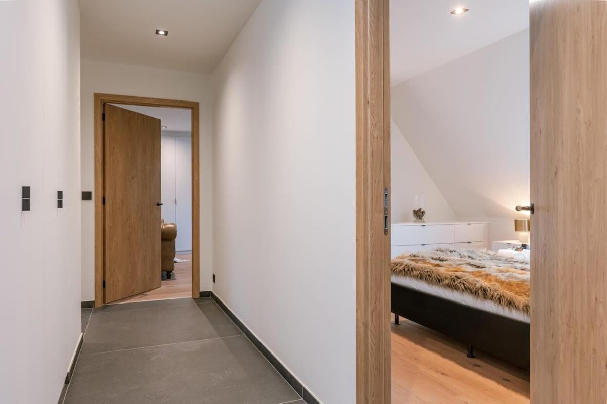 Huswell - Luxurious Apartment With Parking Beernem Buitenkant foto